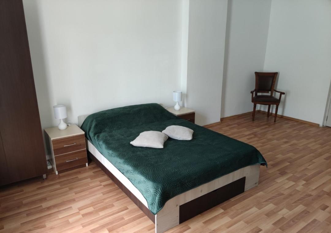 Christie'S 3 Central Apartment To Bucarest Bagian luar foto
