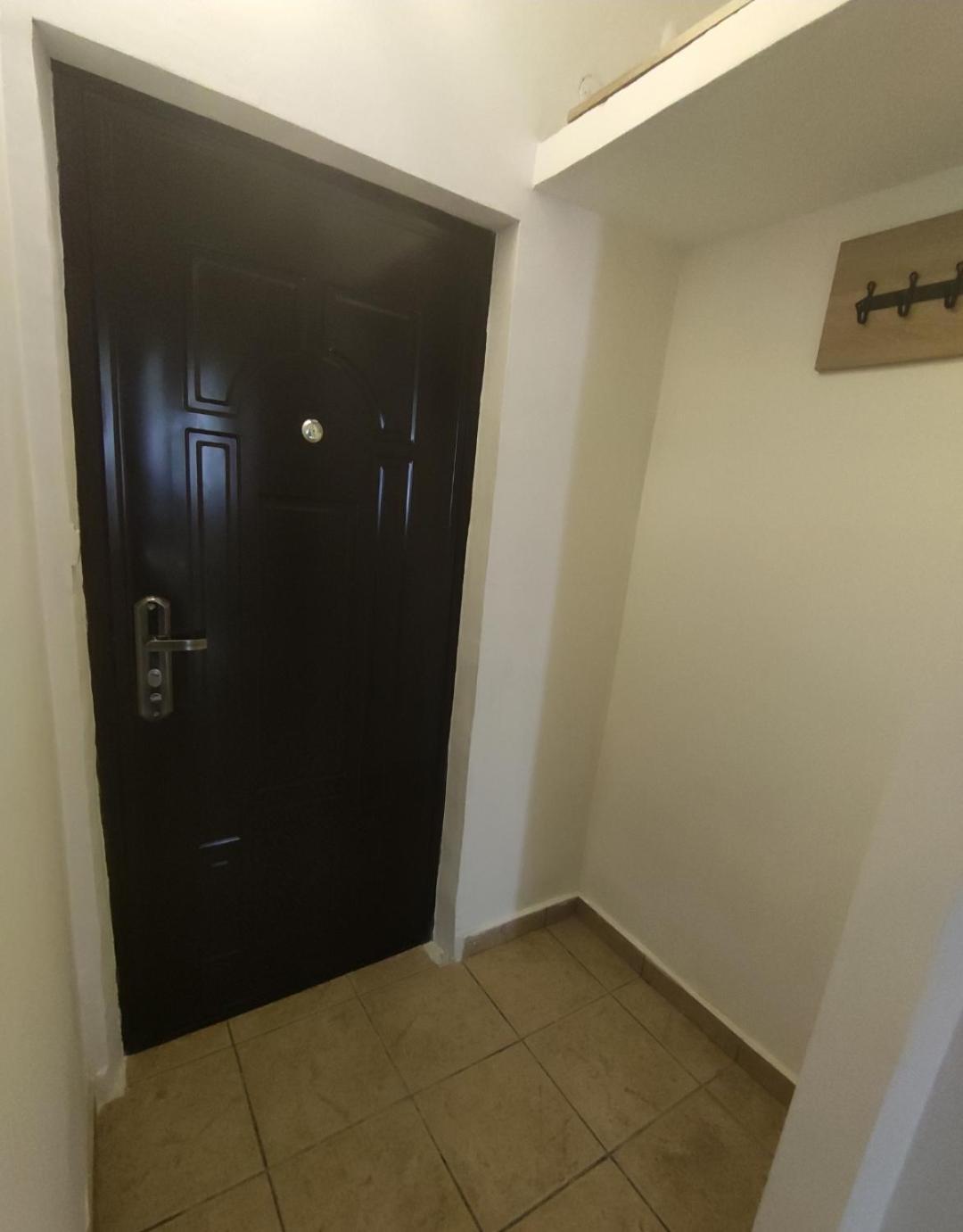 Christie'S 3 Central Apartment To Bucarest Bagian luar foto